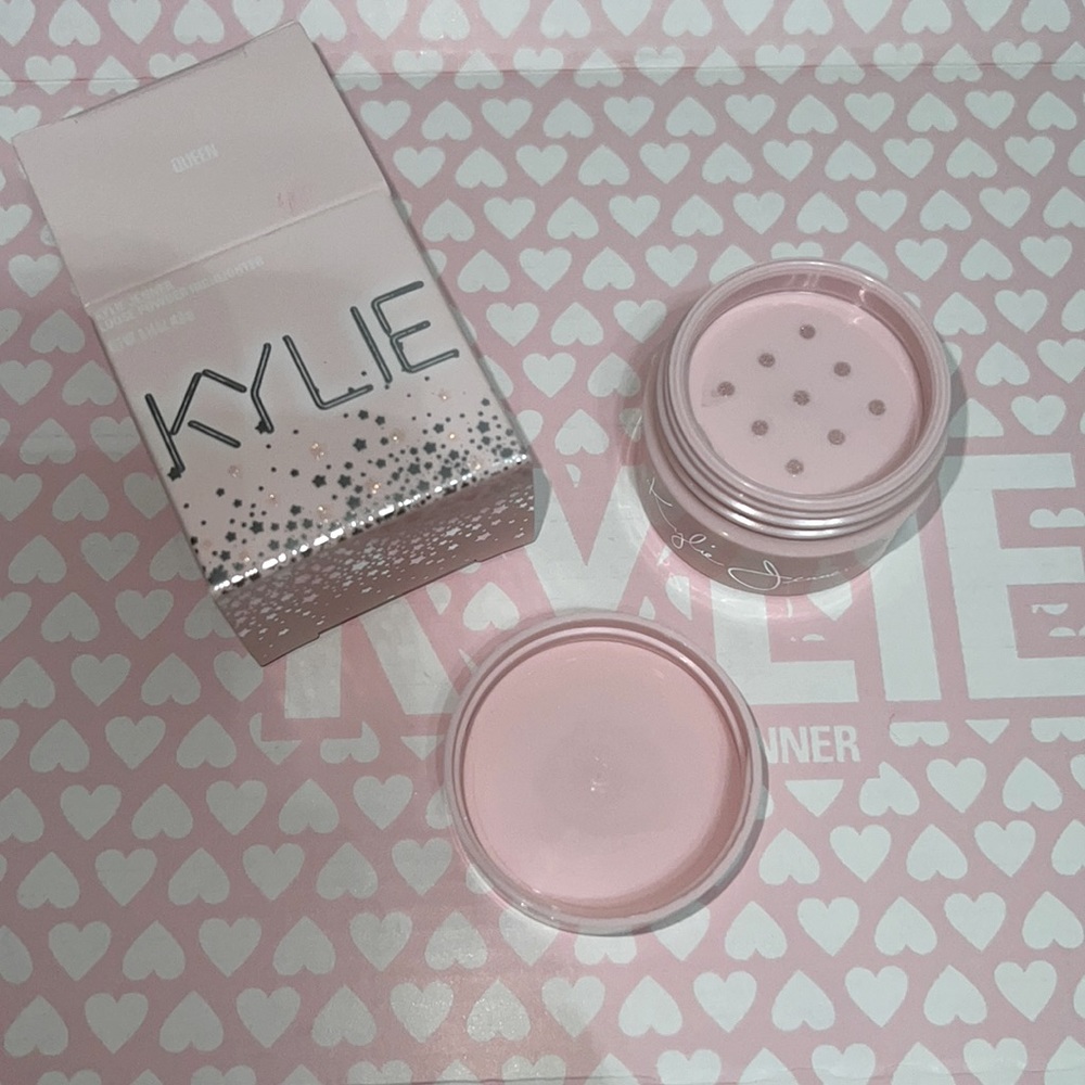 Kylie Cosmetics Limited Edition Queen Loose Powder Highlighter New.